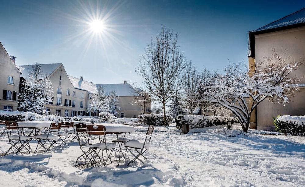 Campanile Val De France Hotel Magny-le-Hongre Ngoại thất bức ảnh