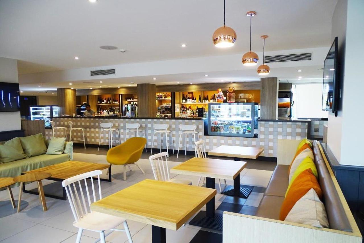 Campanile Val De France Hotel Magny-le-Hongre Ngoại thất bức ảnh