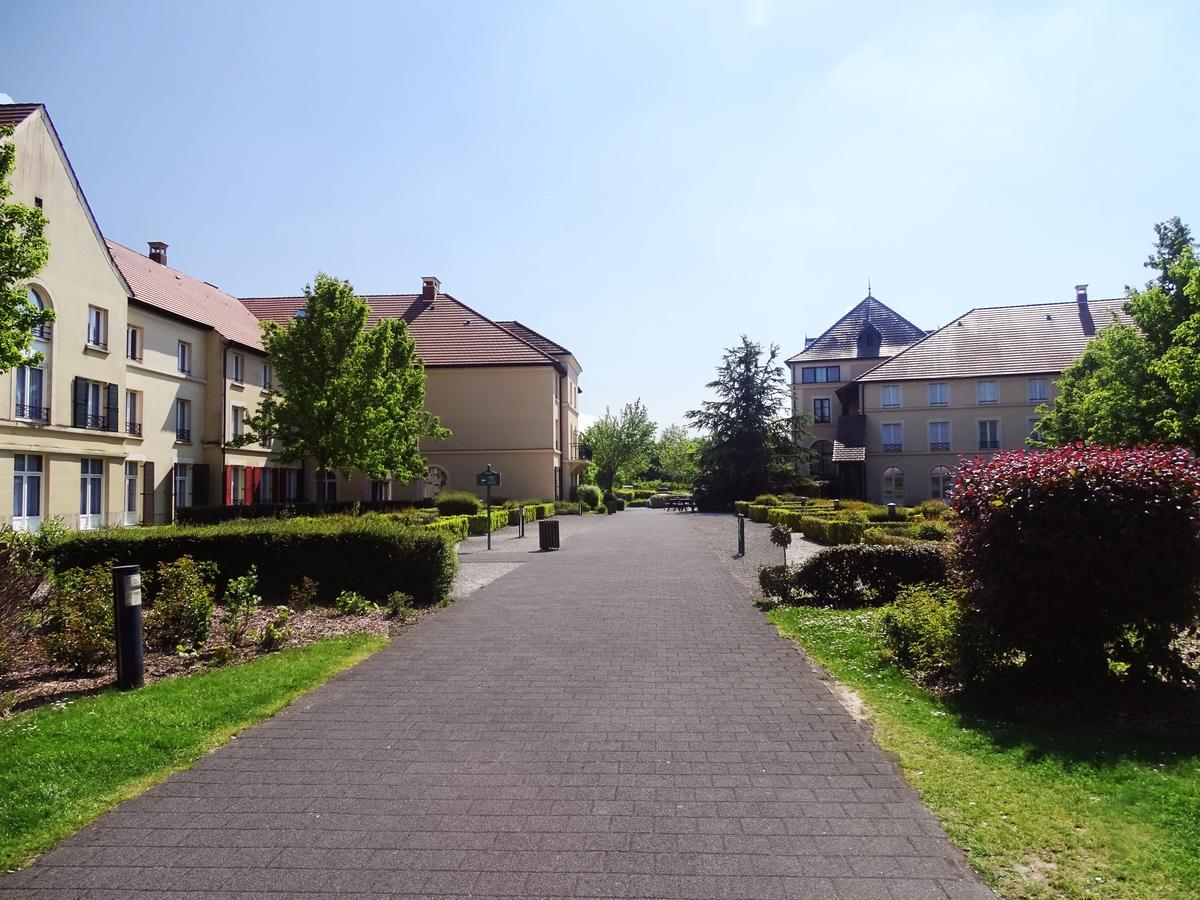 Campanile Val De France Hotel Magny-le-Hongre Ngoại thất bức ảnh