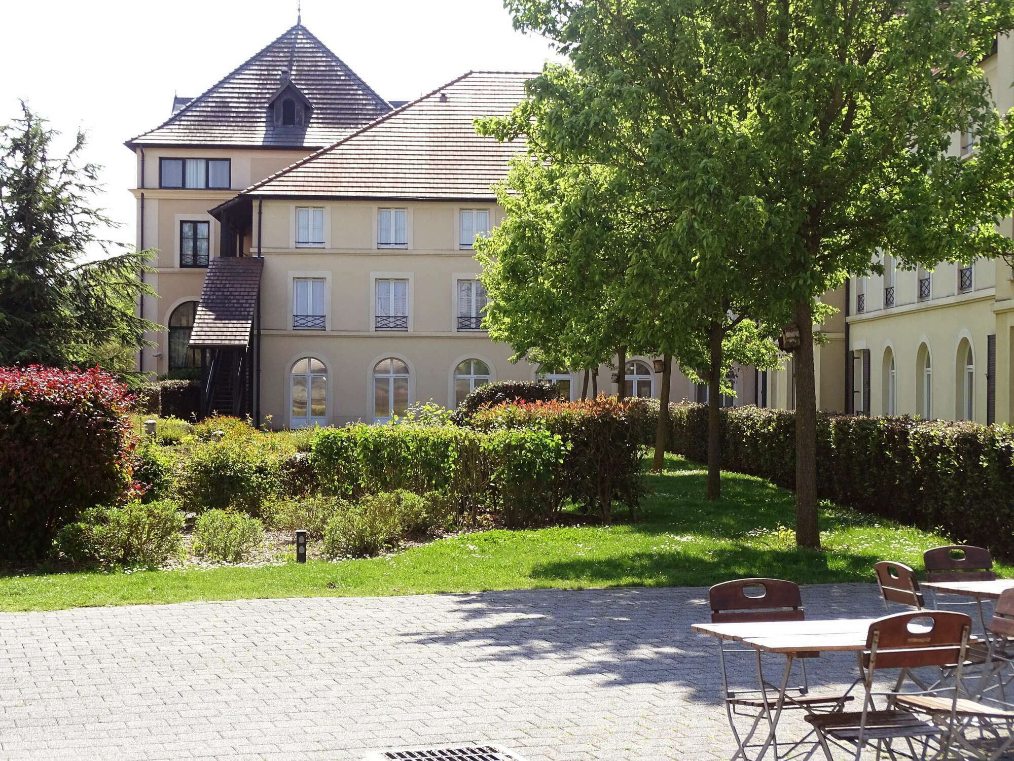 Campanile Val De France Hotel Magny-le-Hongre Ngoại thất bức ảnh